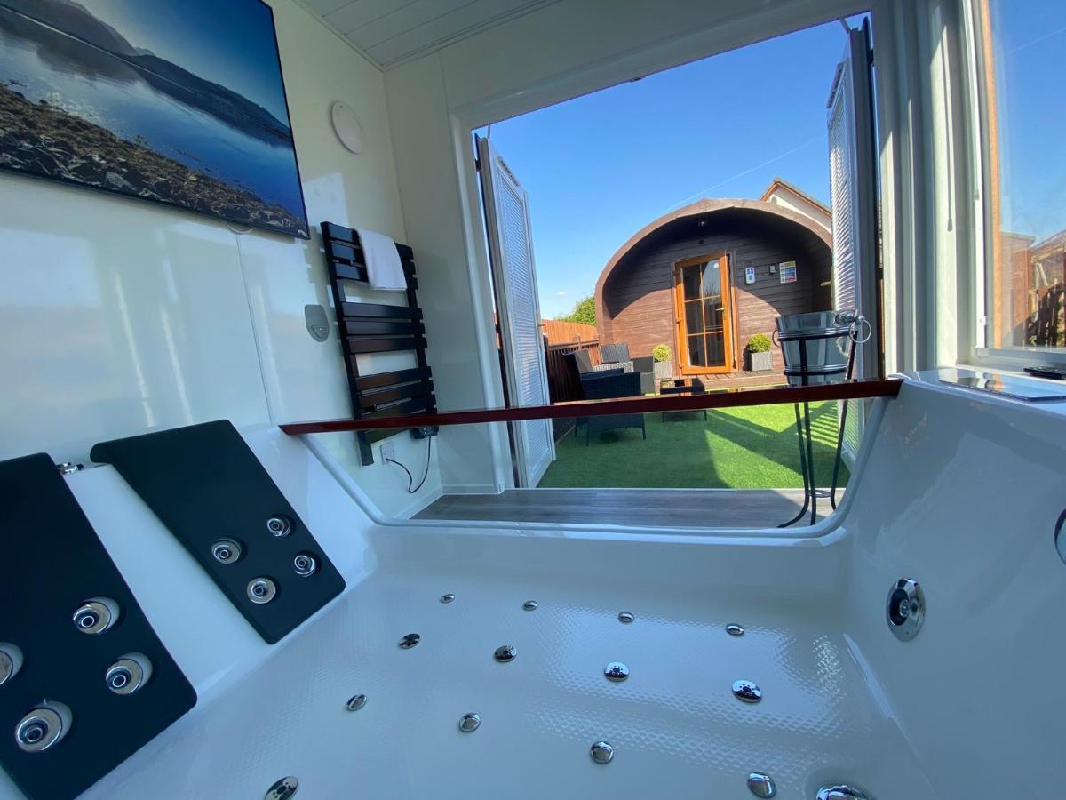Highland - Ben View Pod & Jacuzzi Bath Apartment