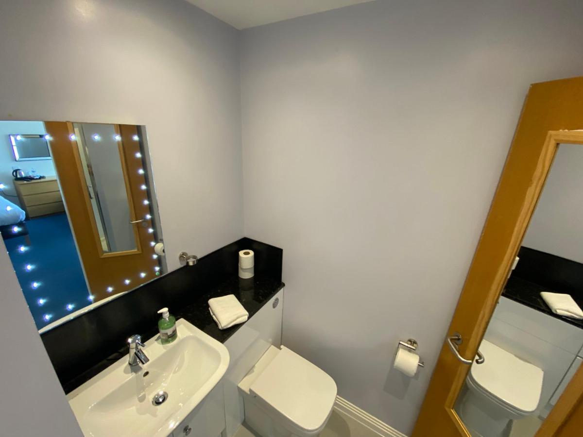 Hotel Waterfront - Only 3*