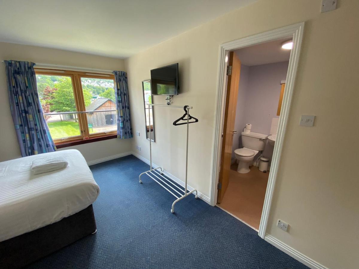 Hotel Waterfront - Only 3*