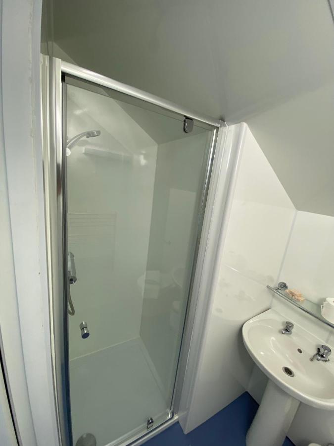 Waterfront - Only Hotel 3*