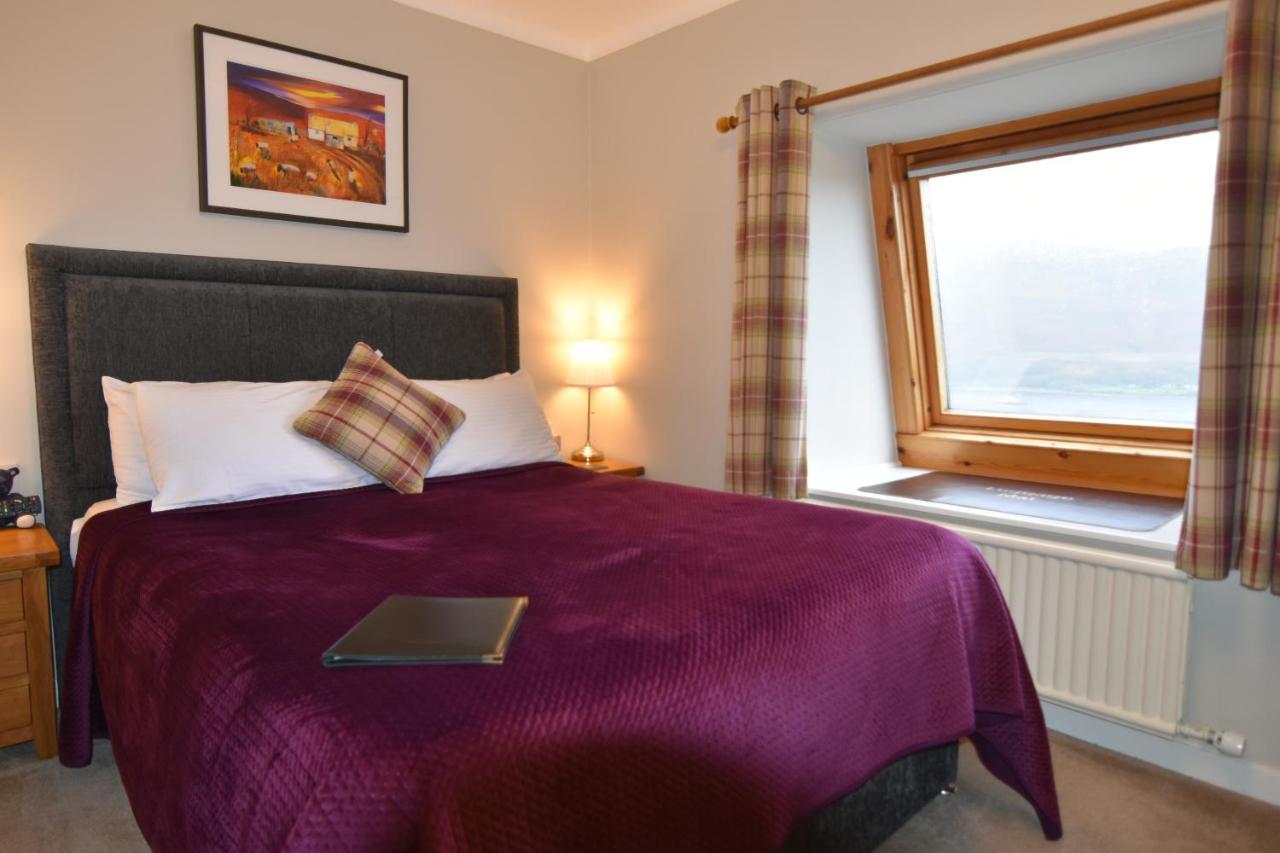 Lochview House Guest house