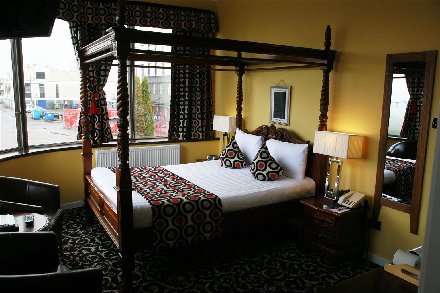 The Imperial 3*