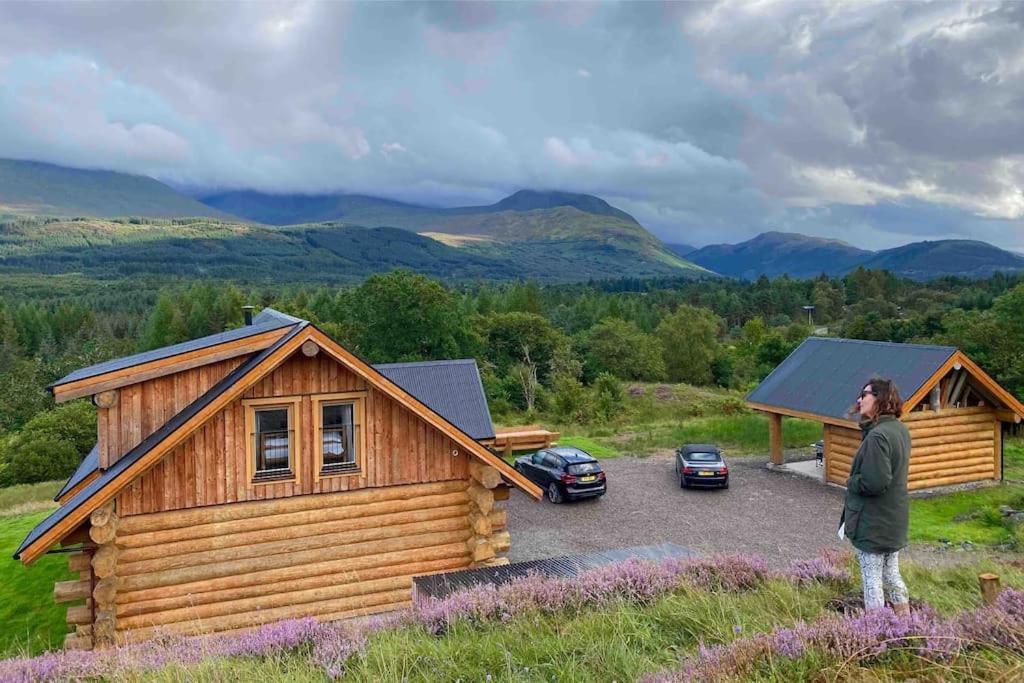 Wild Nurture Eco Luxury Offgrid Log Holiday home Fort William