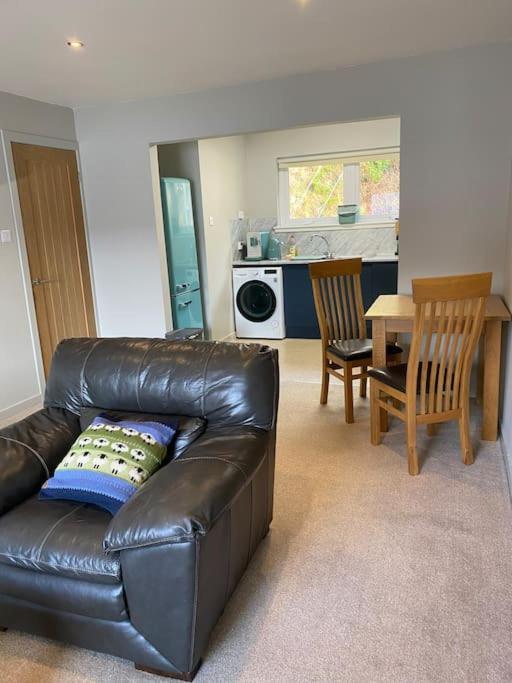 Apartment Fassifern. 1st Floor With Loch View *