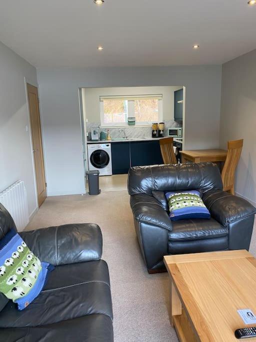 Apartment Fassifern. 1st Floor With Loch View *