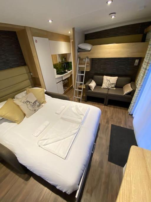 Neptunes Pod Apartment *