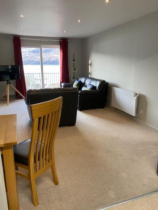Apartment Fassifern. 1st Floor With Loch View Fort William
