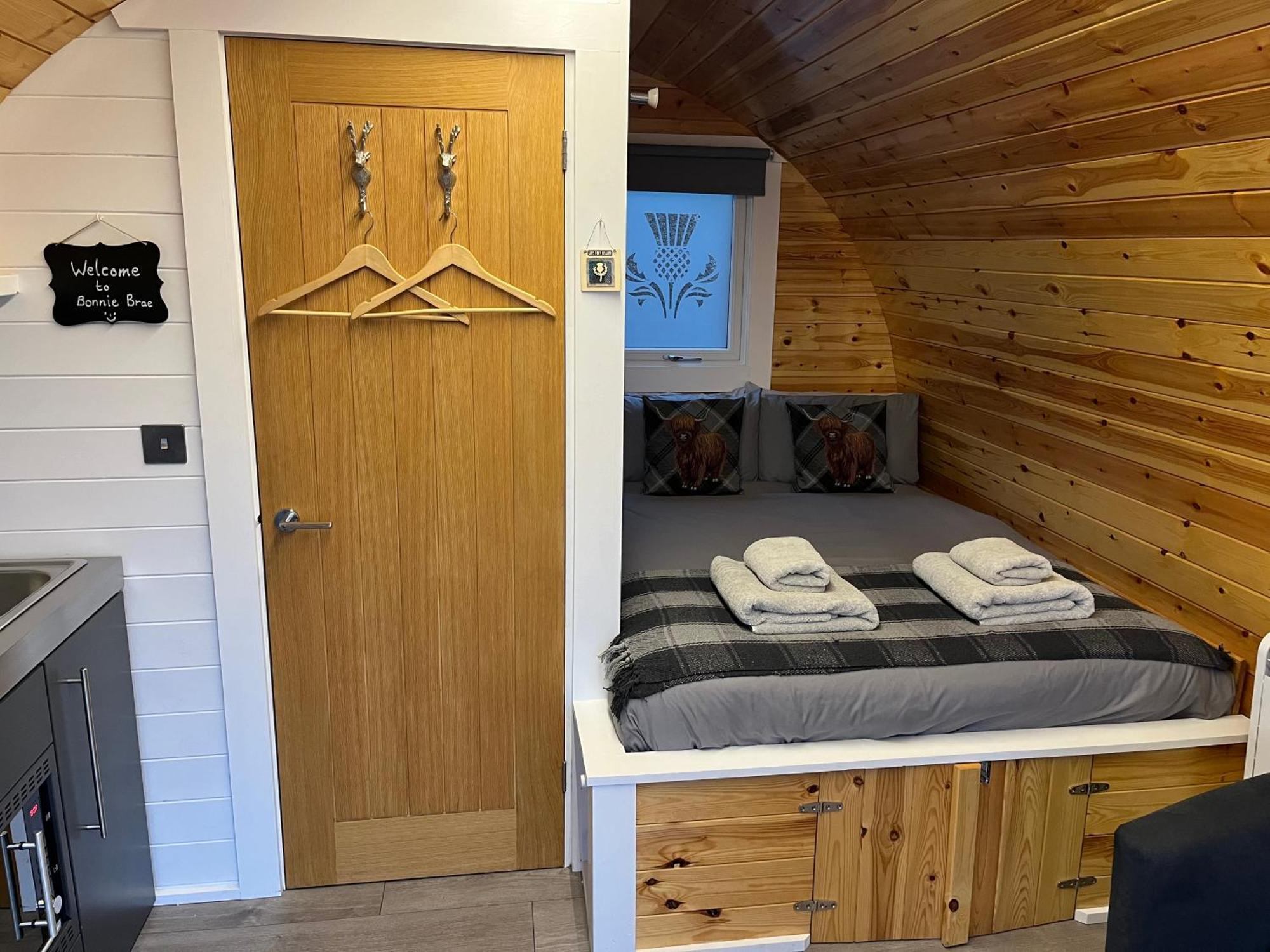 Bonnie Brae Pod