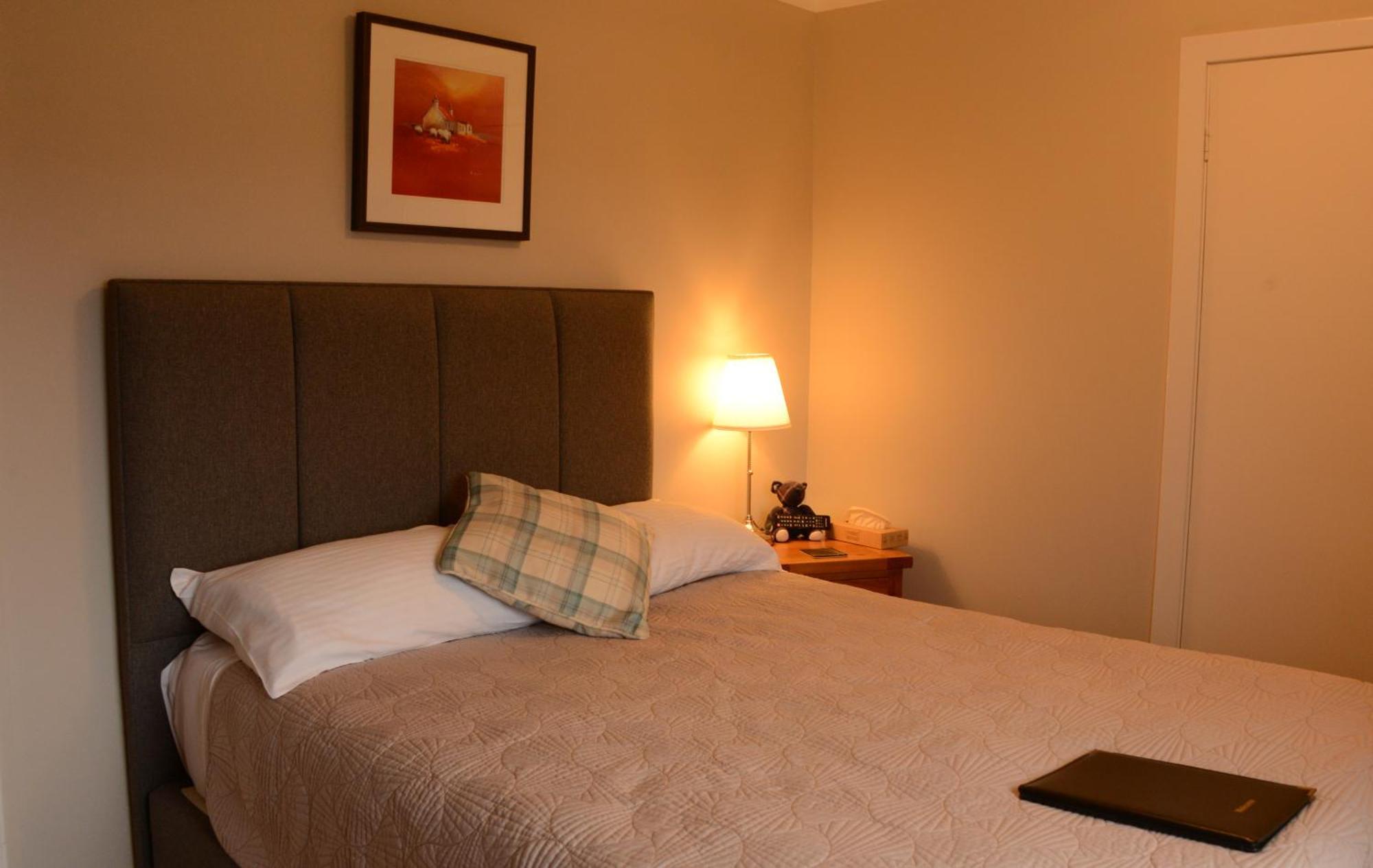 Lochview House Guest house
