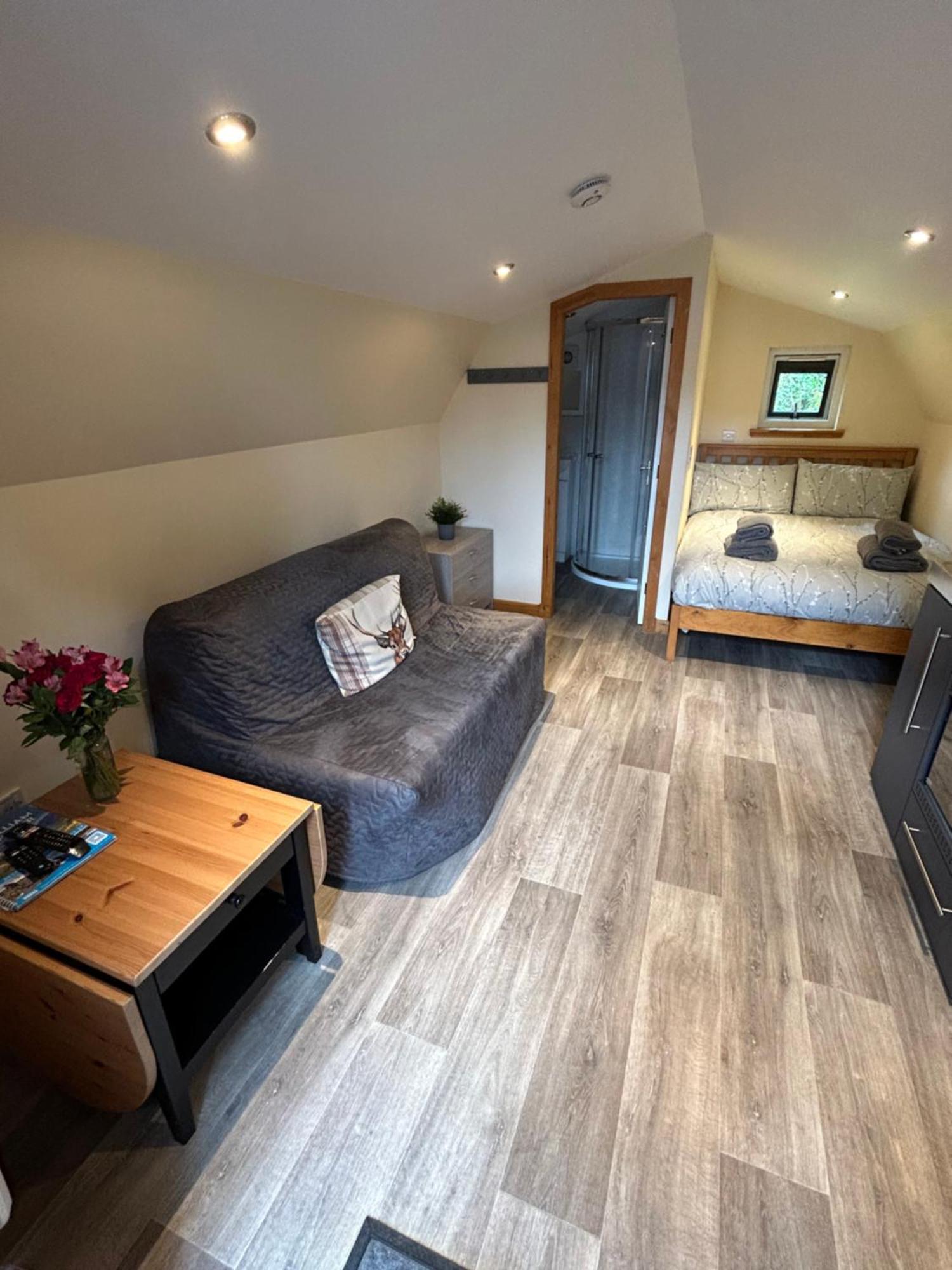 Morvan Pod & Hot Tub *