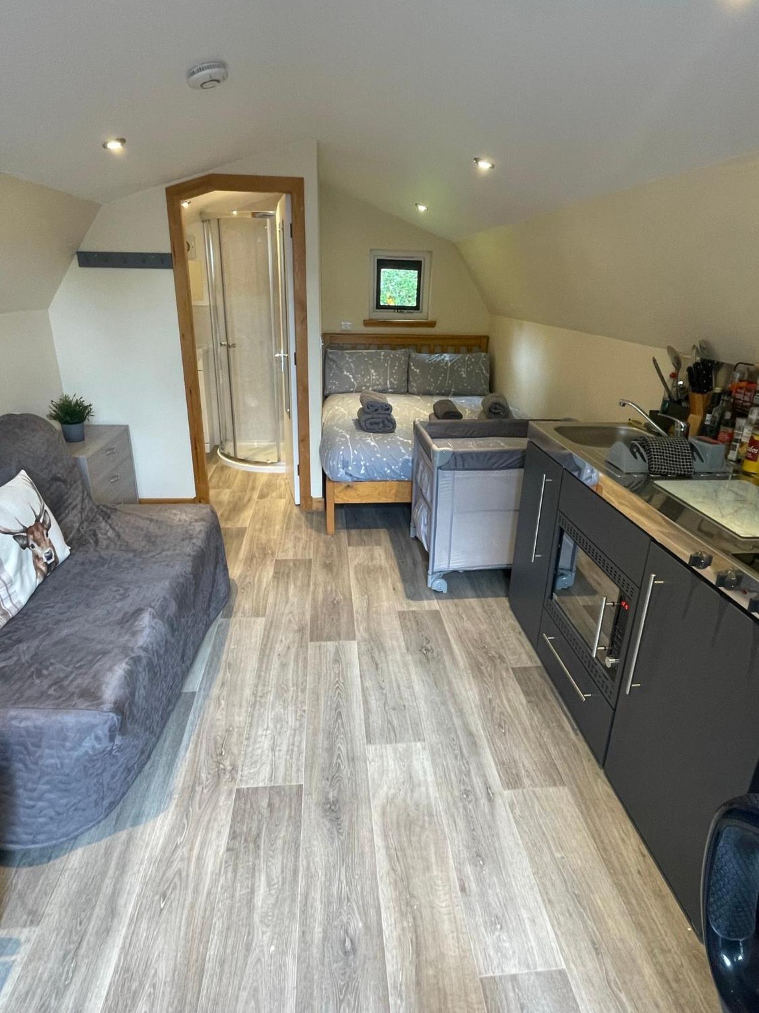 Morvan Pod & Hot Tub *