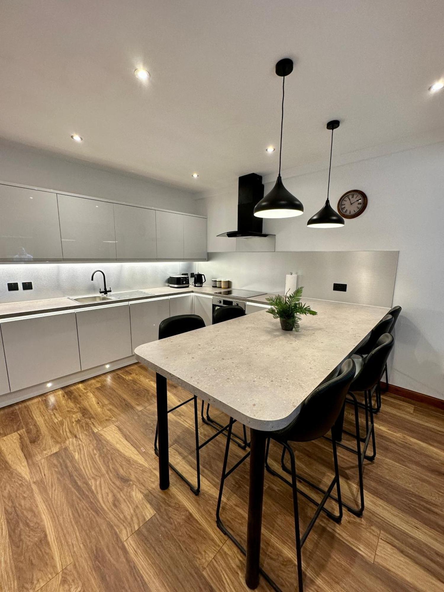 Apartment 4 Sheraton