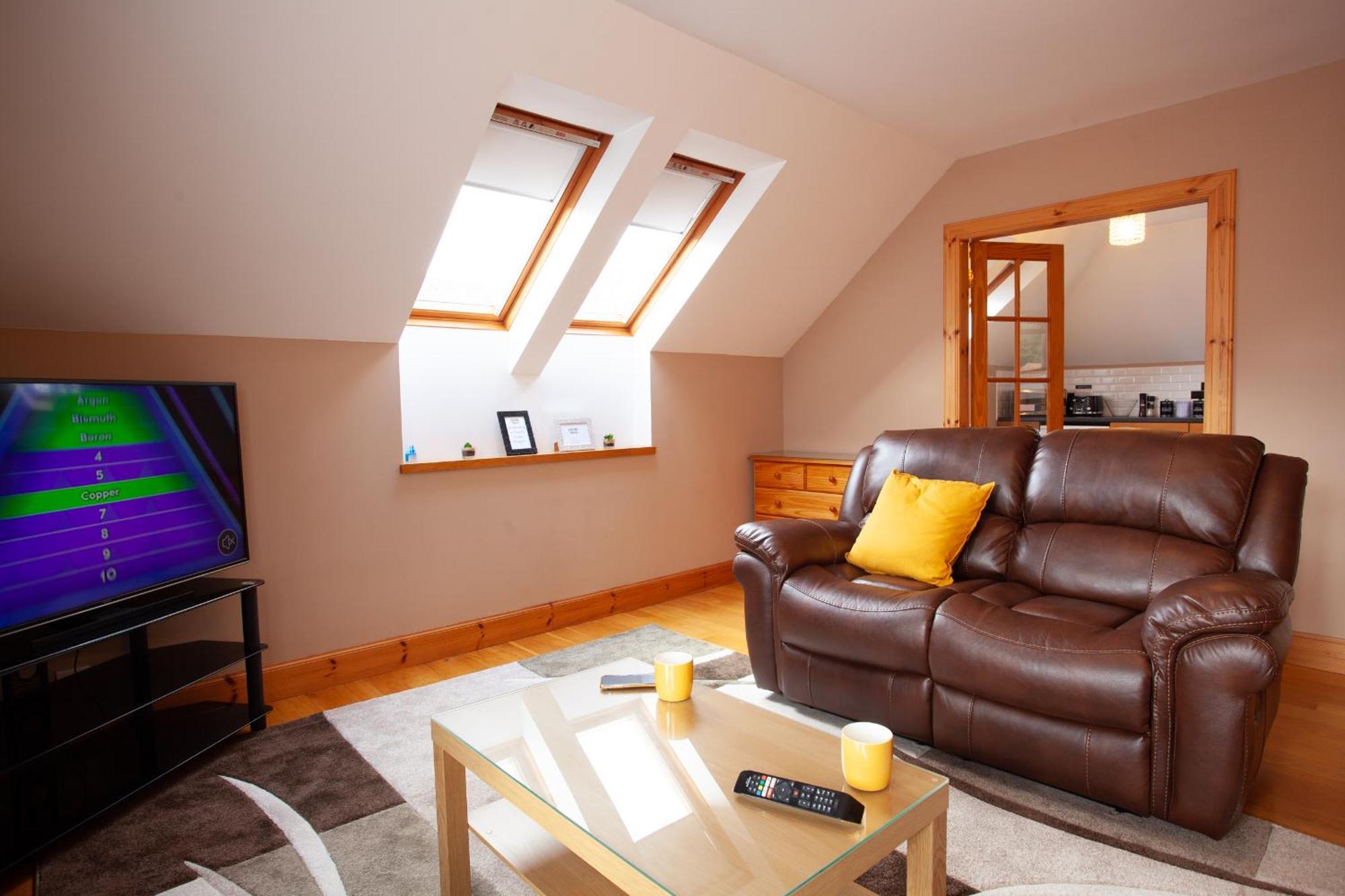 Lochiel Guest house *
