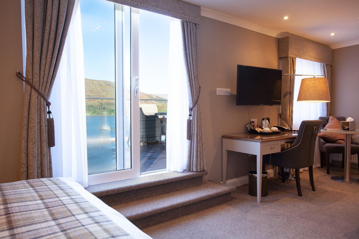 Lochiel Guest house *