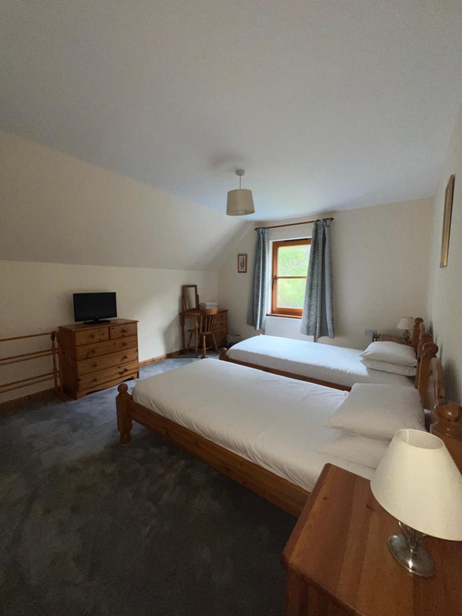 Nevis Croft 3 *