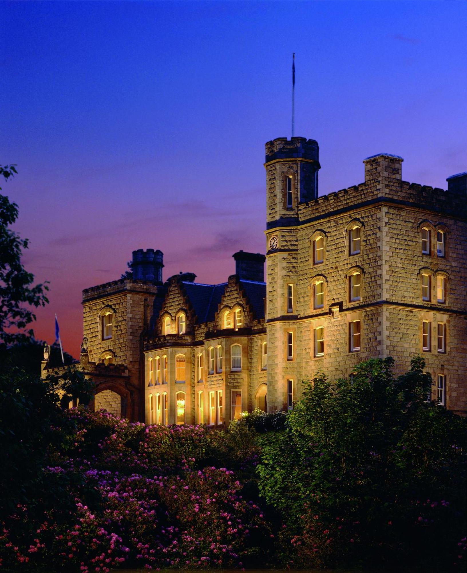 Country house Inverlochy Castle Fort William