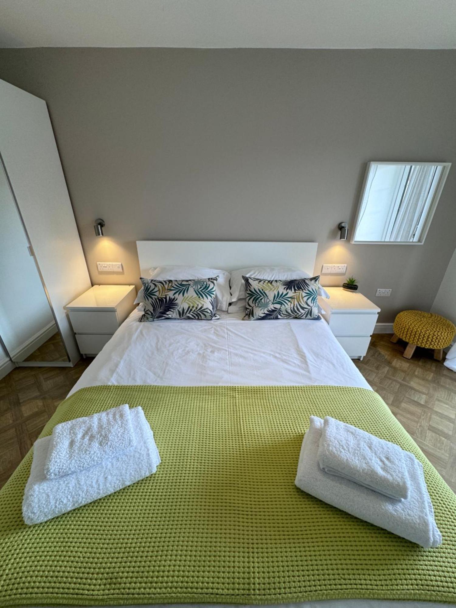Apartment 6 Sheraton