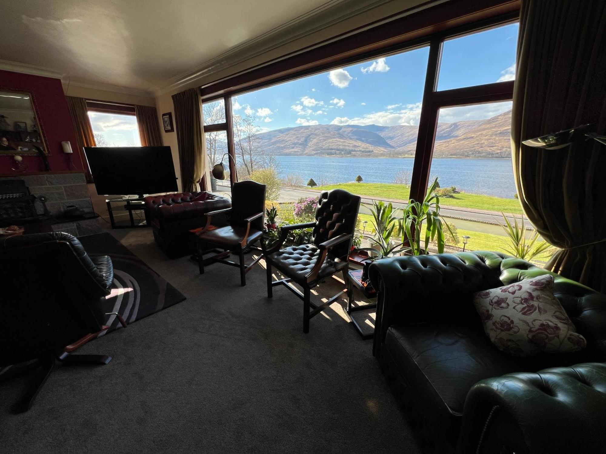 Stronchreggan View Guest house