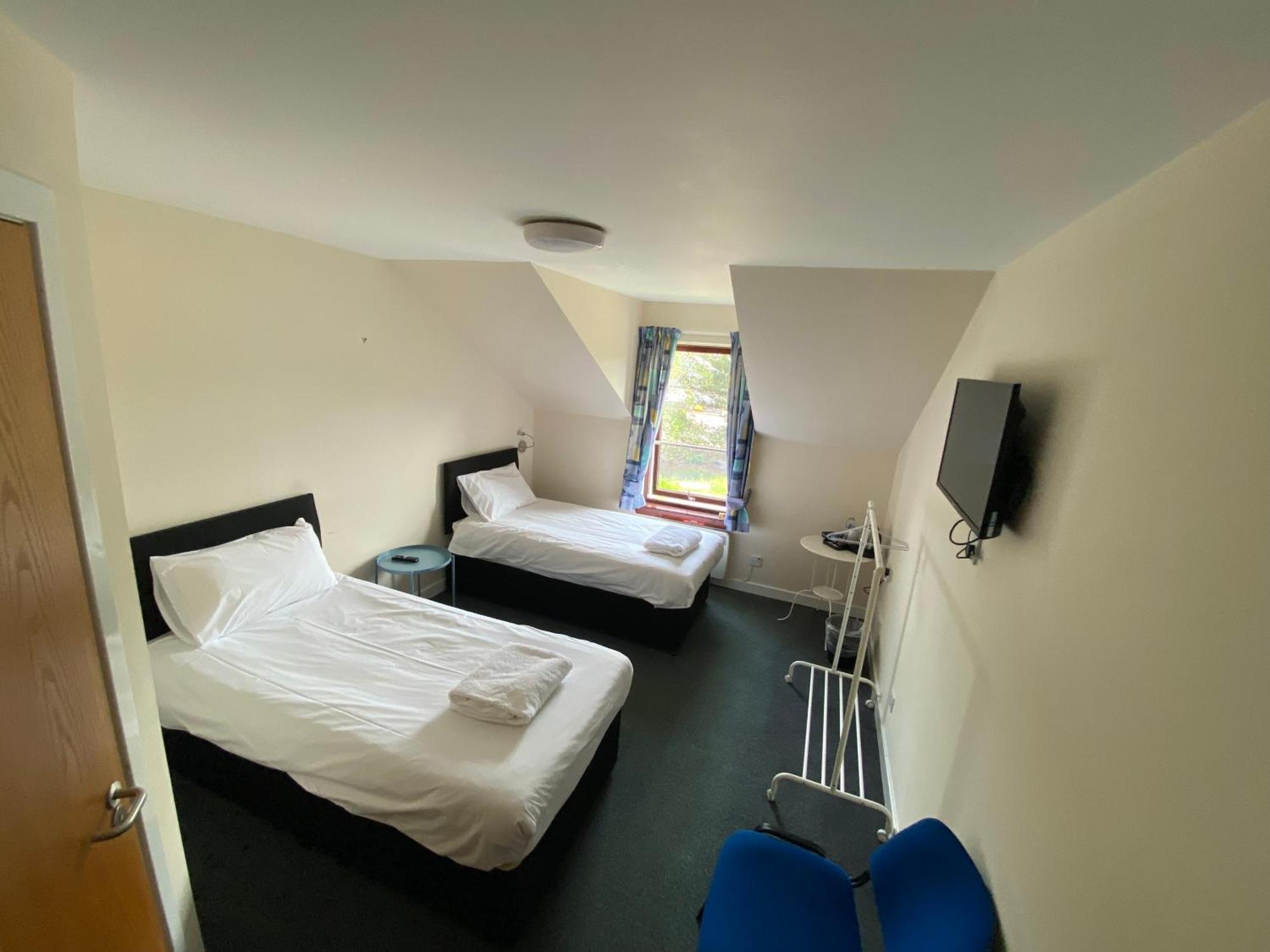 Waterfront - Only Hotel 3*