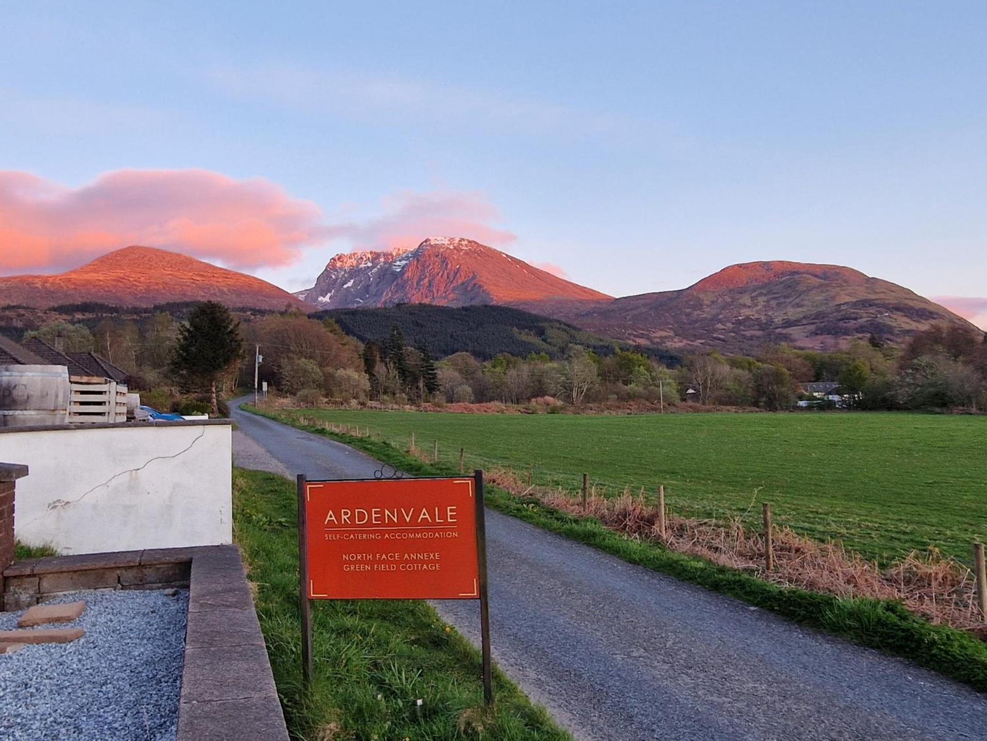 North Face Dwelling At Ardenvale Self Catering Apartment *