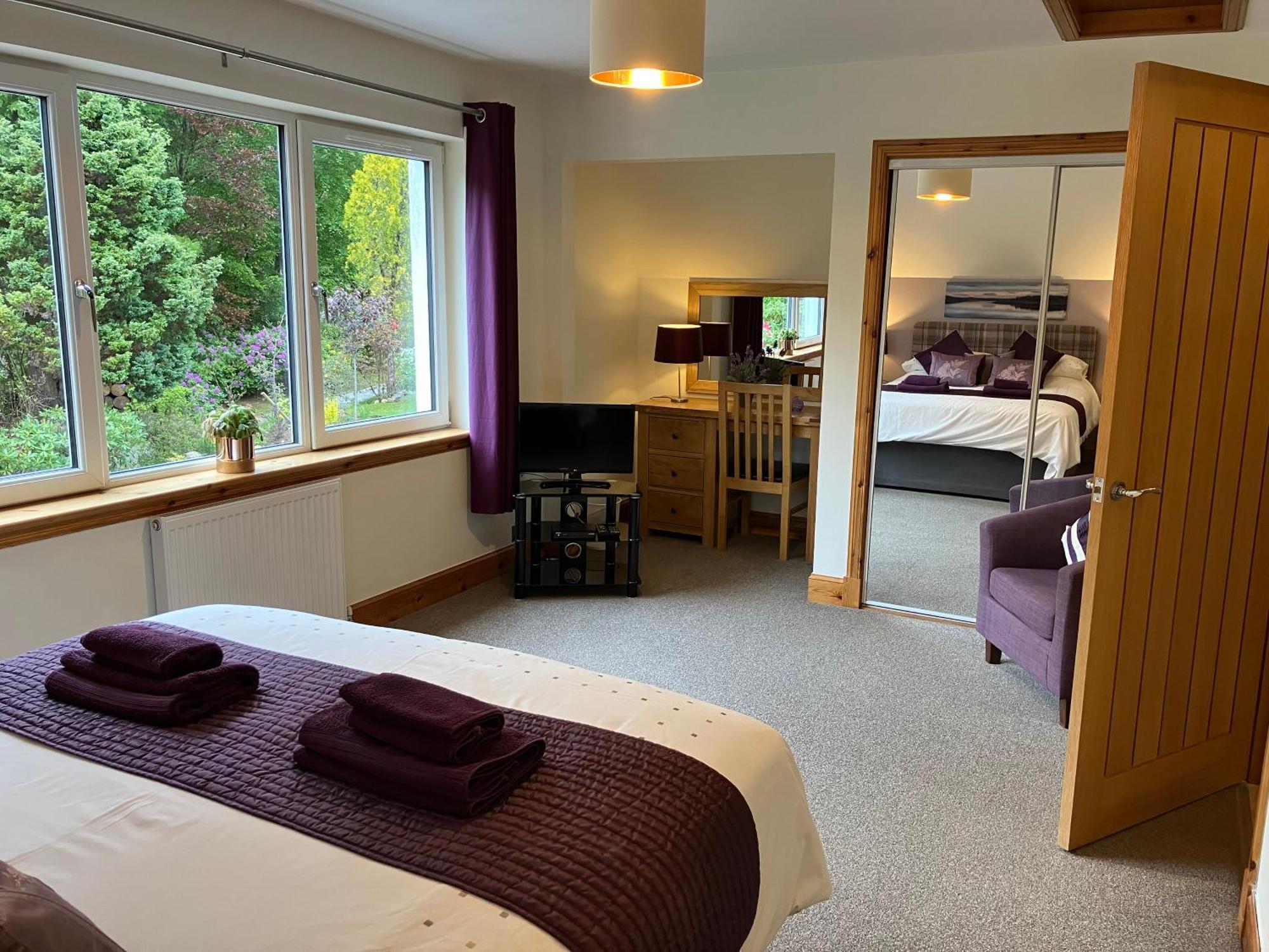 Acorn & Little Oaks Holiday home *