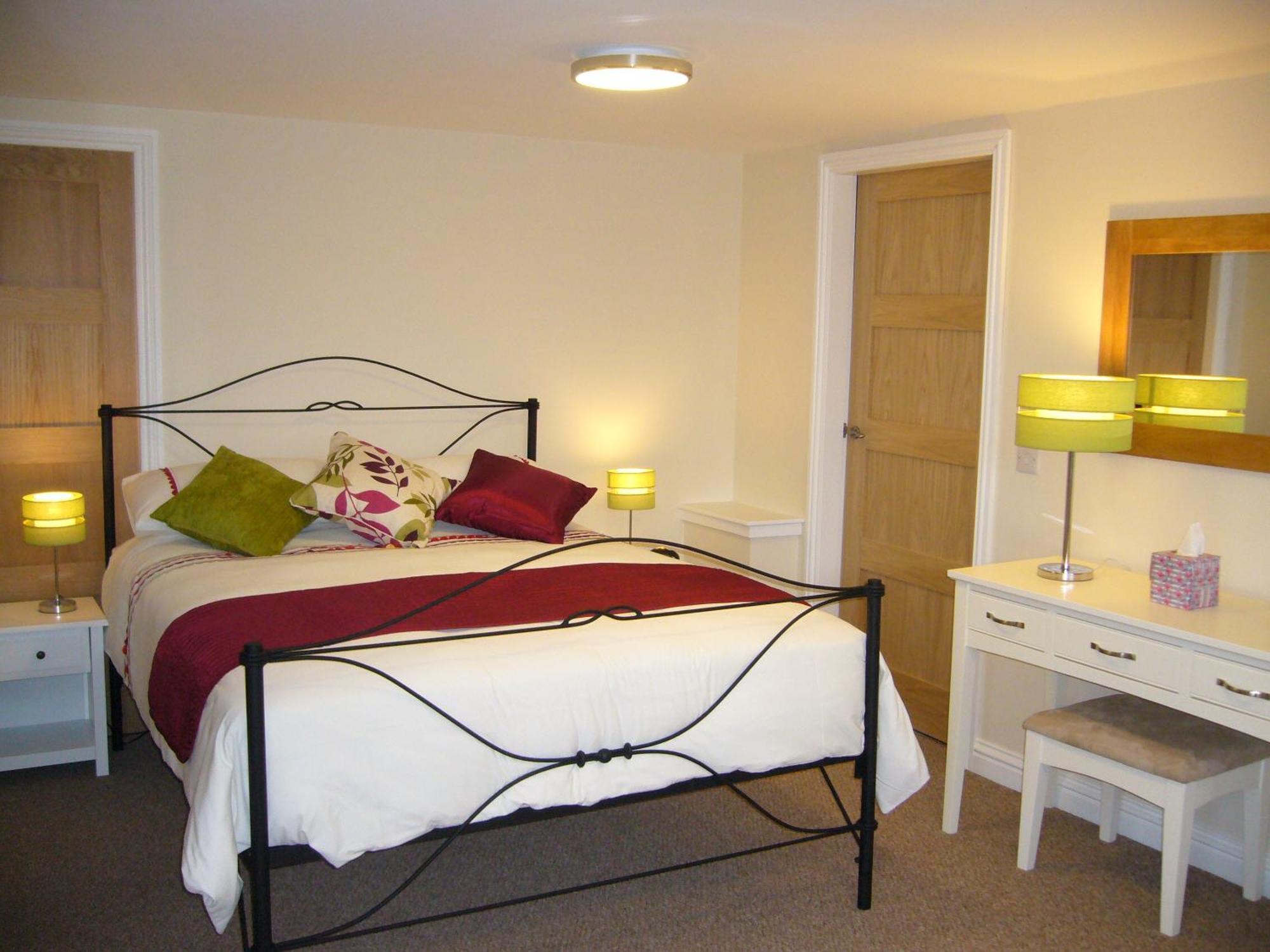 Acorn & Little Oaks Holiday home
