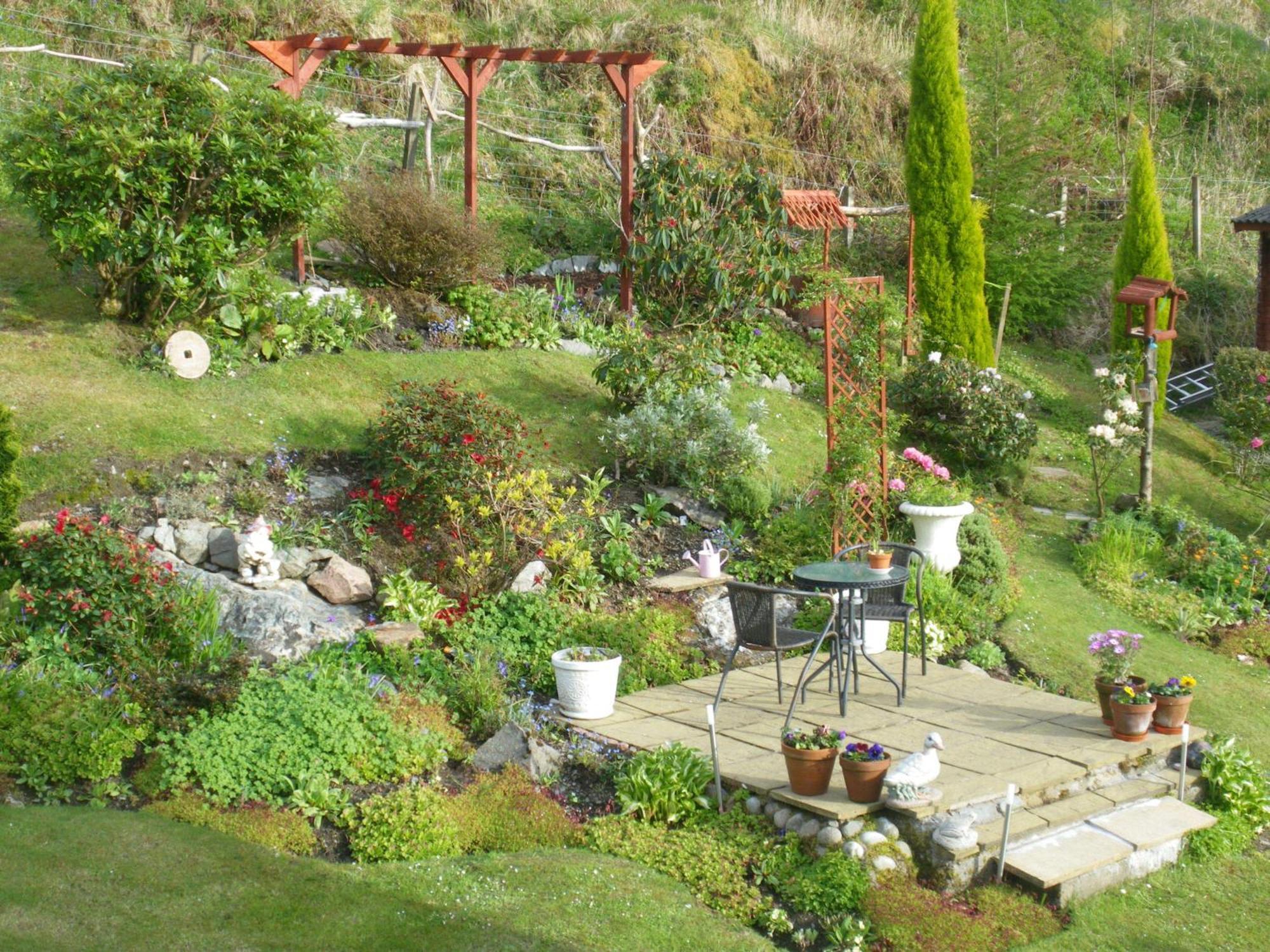 Hillview * Fort William