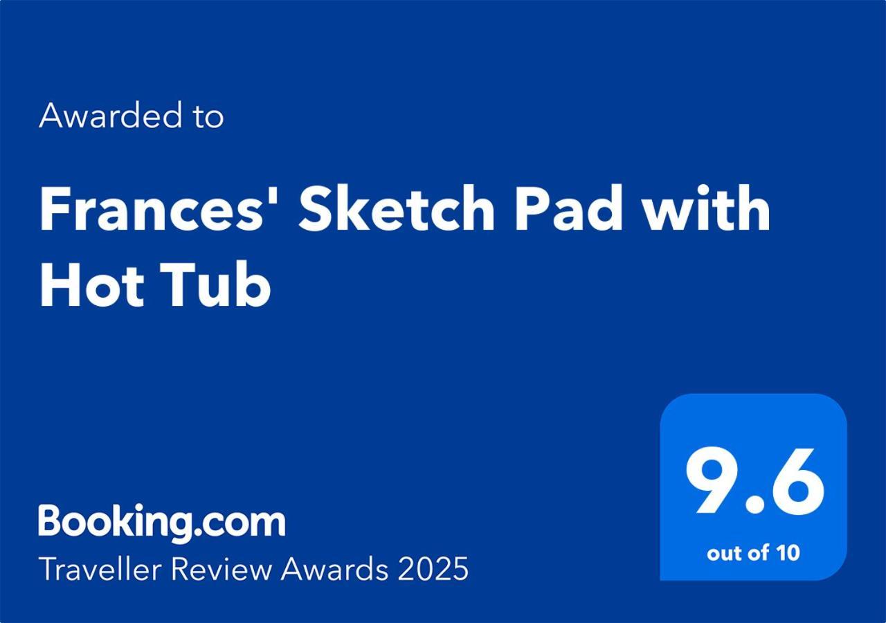 Frances' Sketch Pad With Hot Tub Apartment *