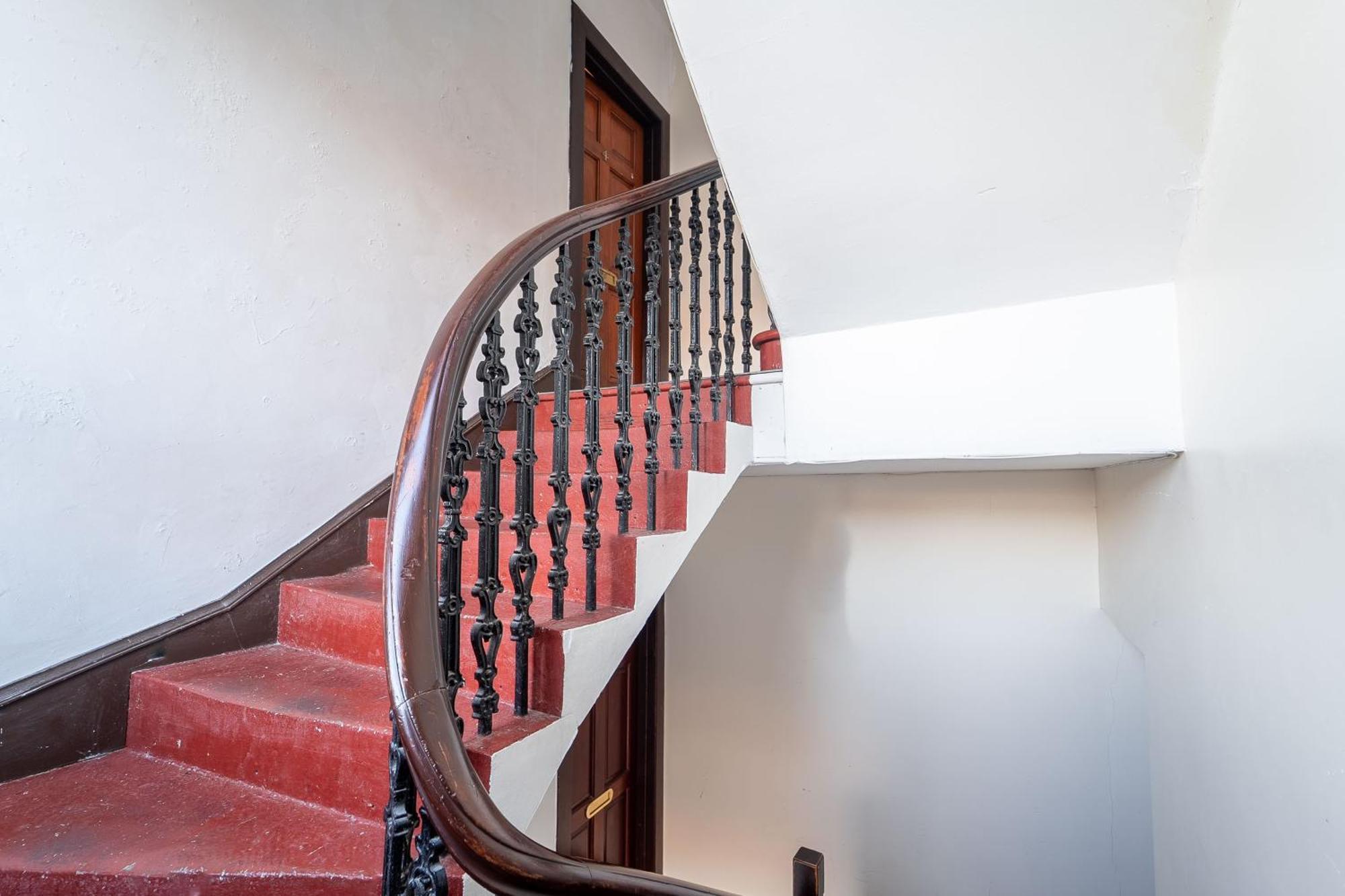 Hostel Prime Location In High Street