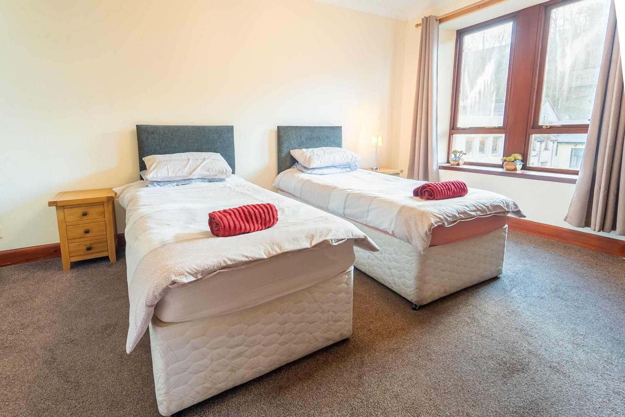 Prime Location In High Street *