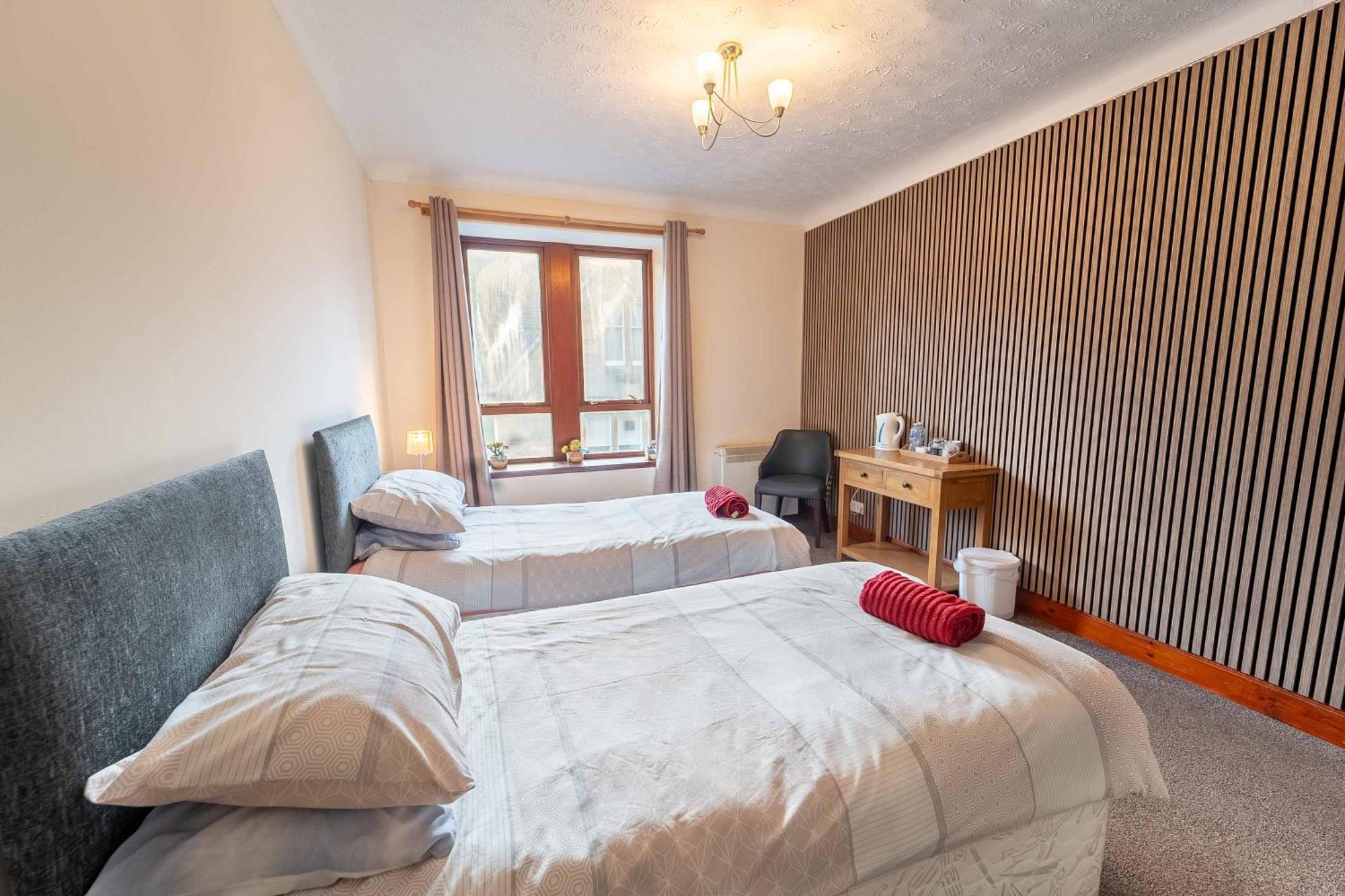 Prime Location In High Street Hostel Fort William