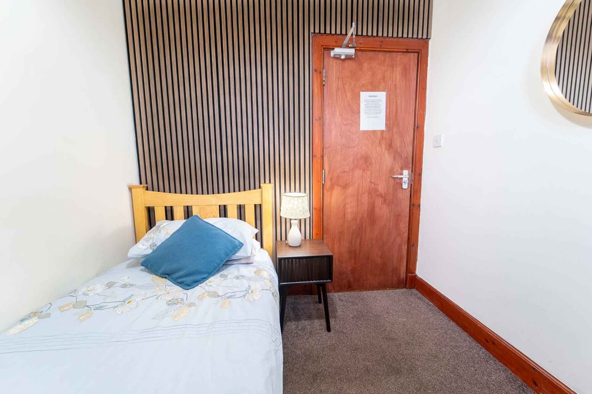 Prime Location In High Street * Fort William