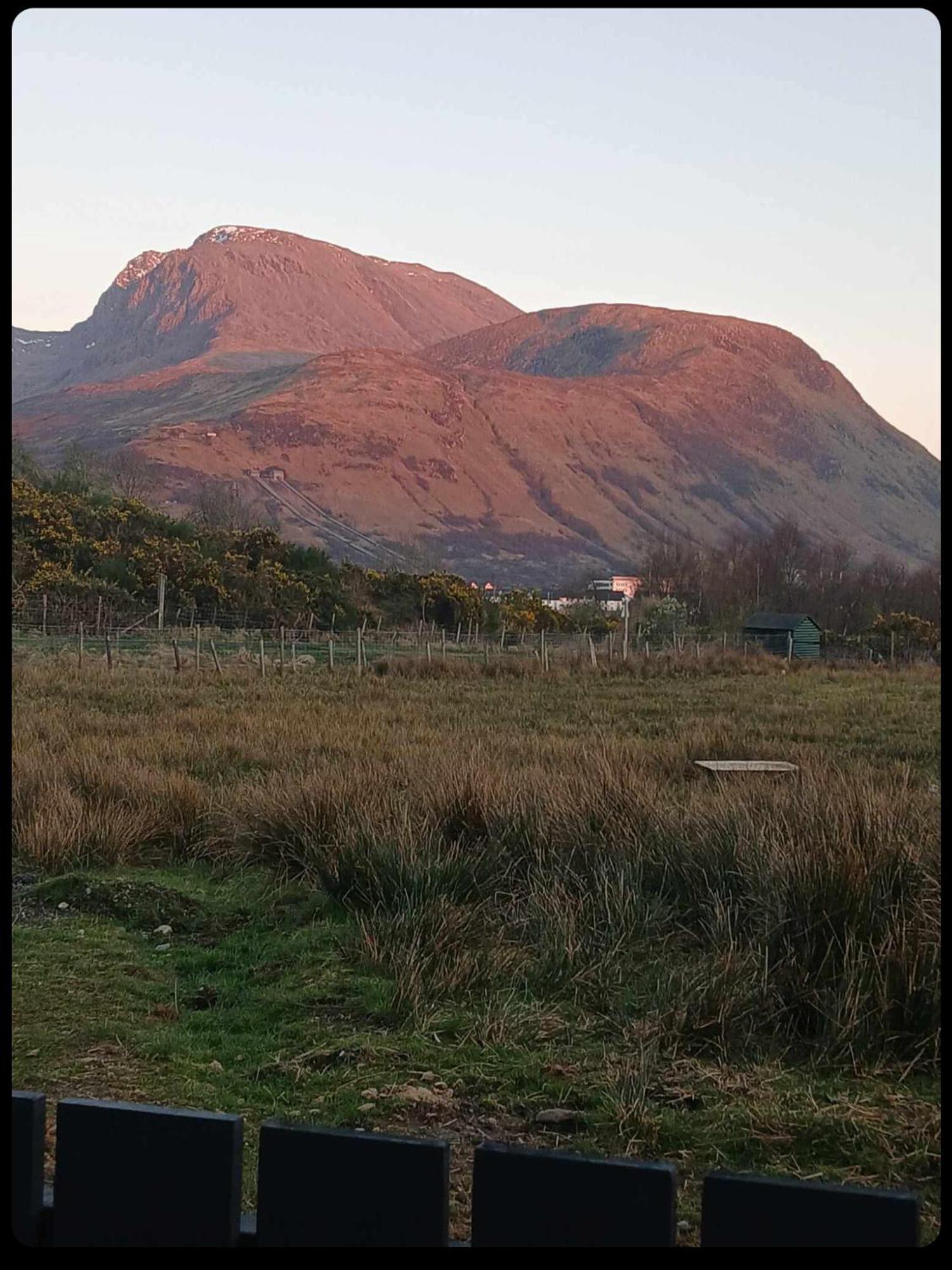 Ben Nevis Manor With Private Hot Tub Chalet *
