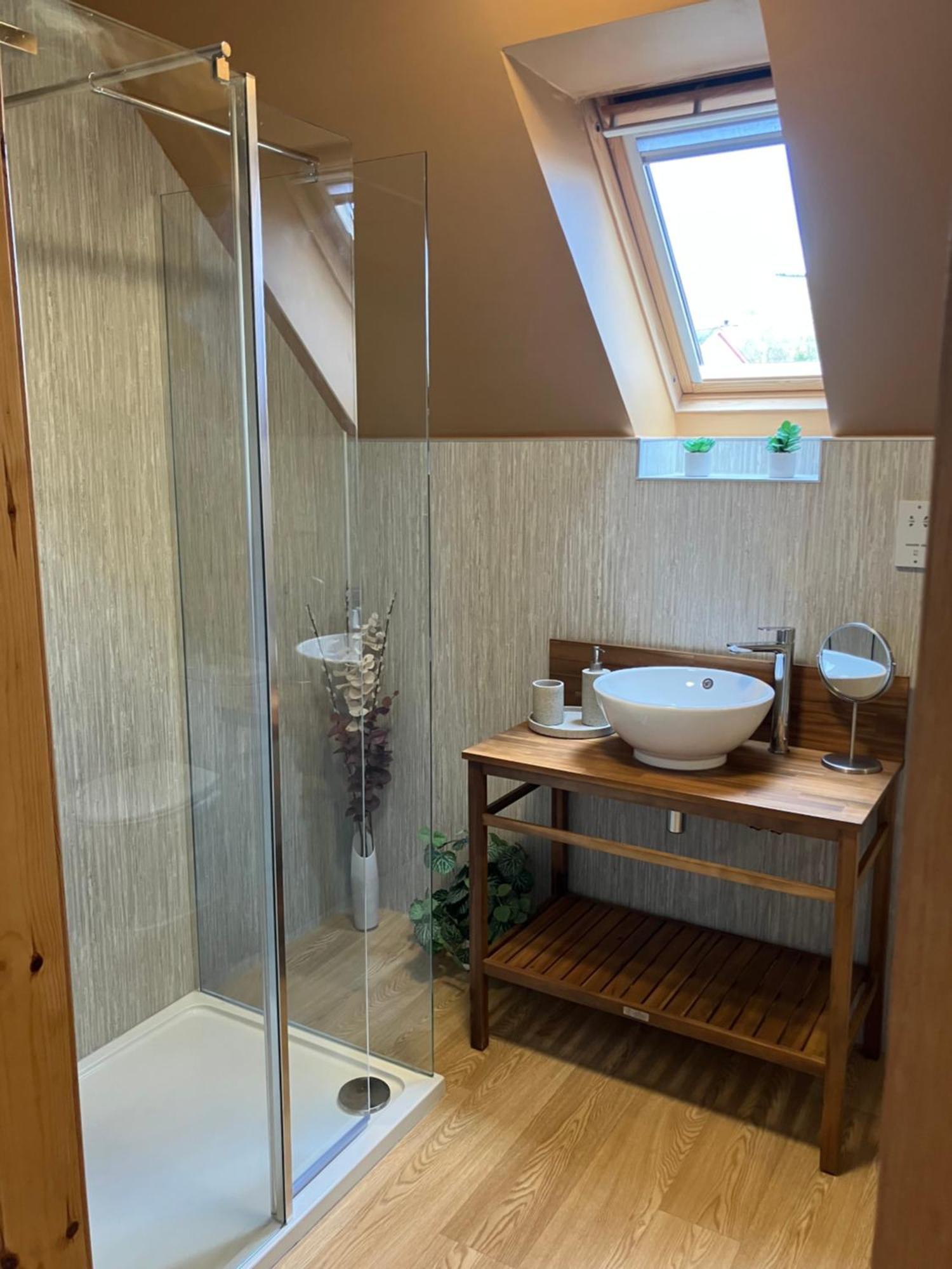 Acorn & Little Oaks Holiday home