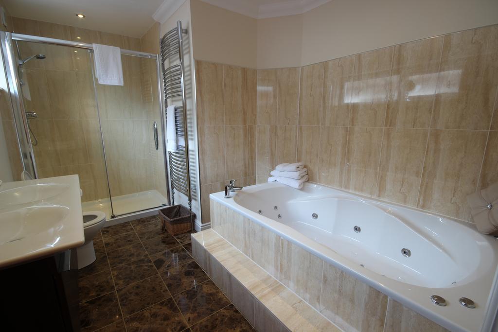 Bed & Breakfast Westcourt 3*