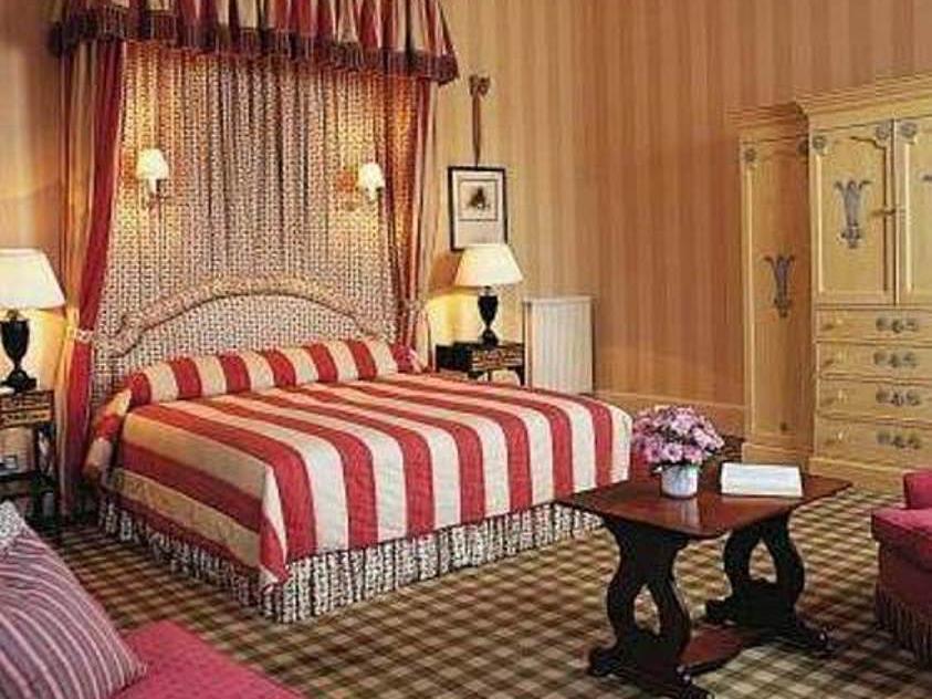 Inverlochy Castle Country house *