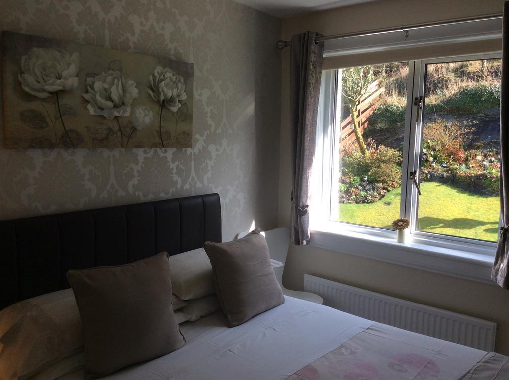 Hillview Country house