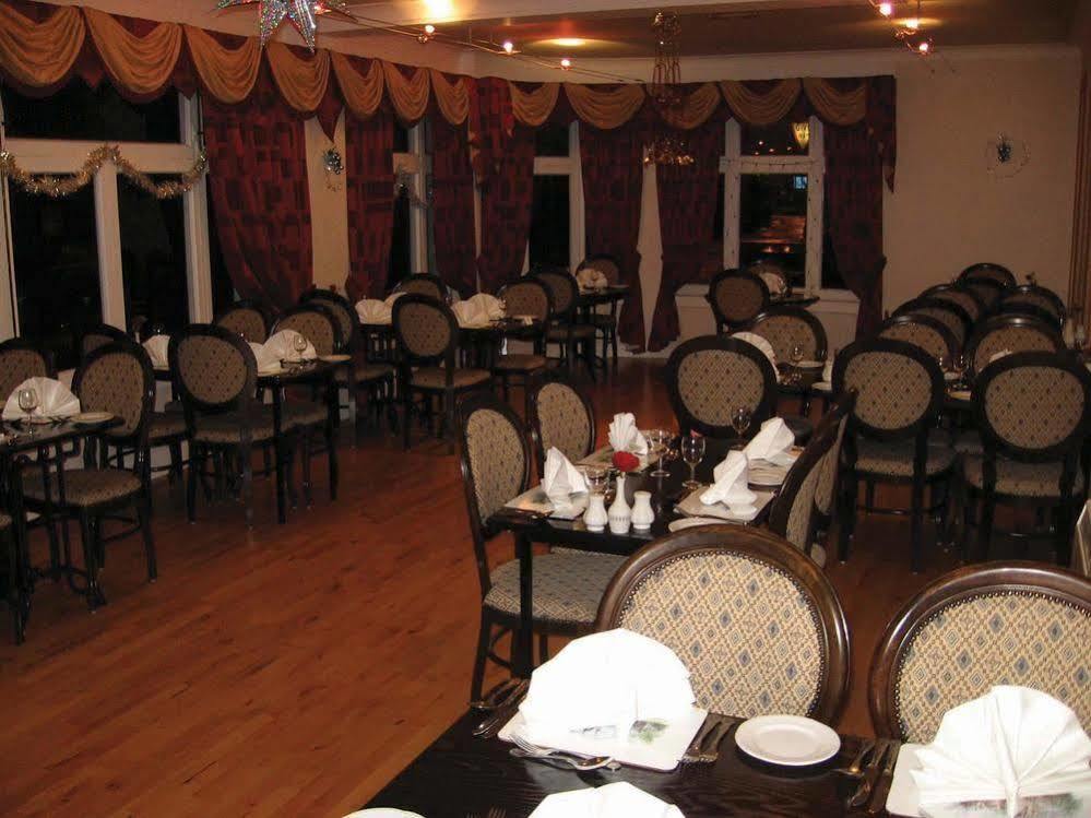 The Imperial 3*