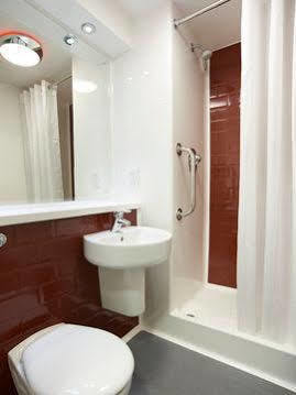 Hotel Travelodge William 3*