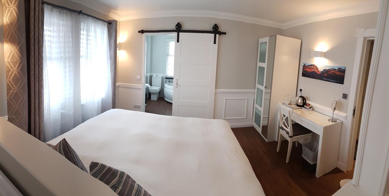 Maclean Guest house