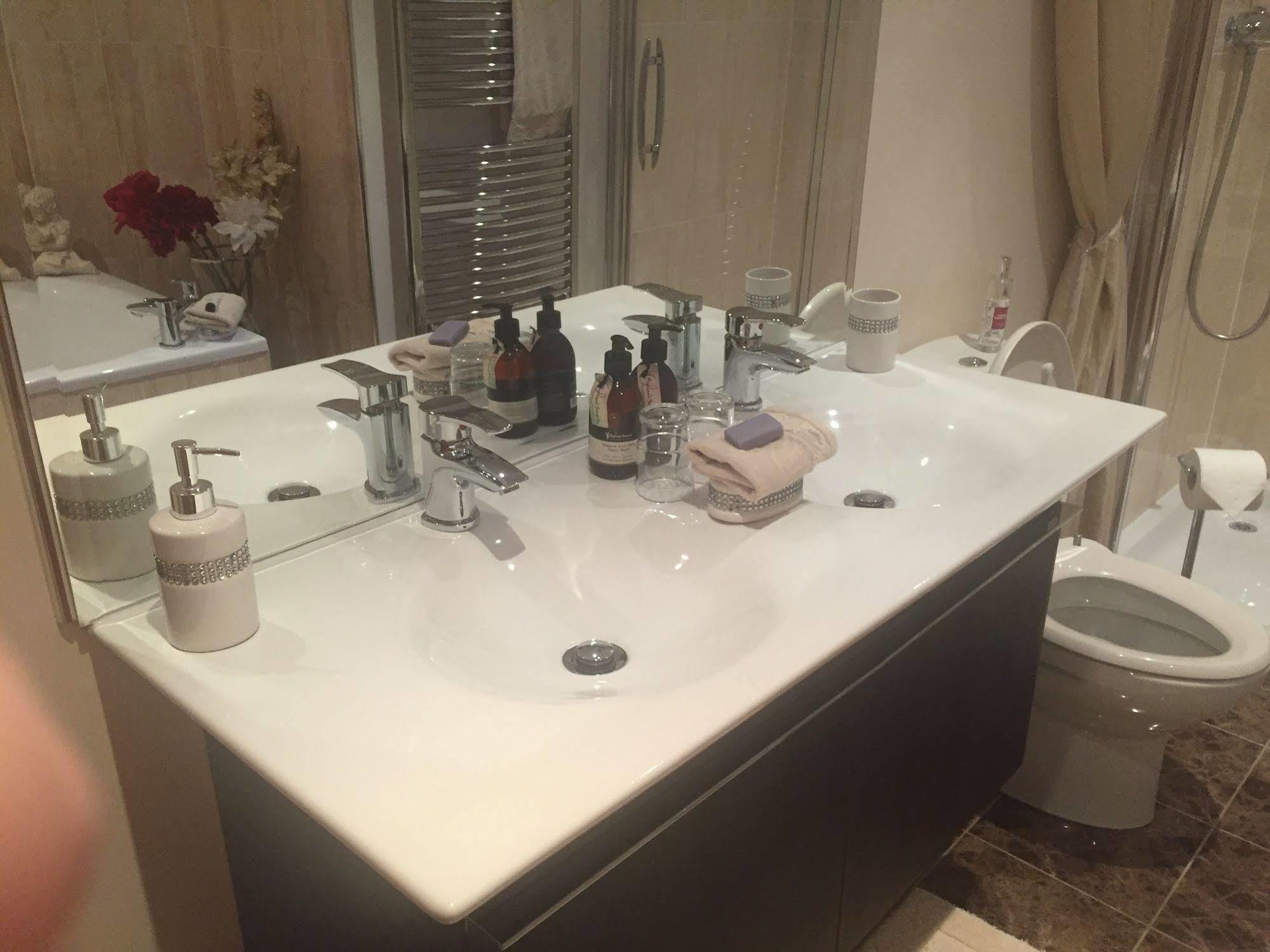 Hotel Westcourt 3*