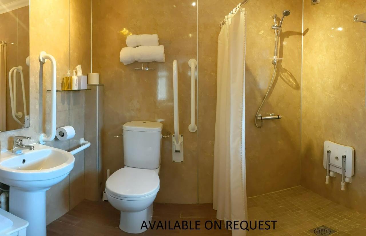 Maclean Guest house 4*