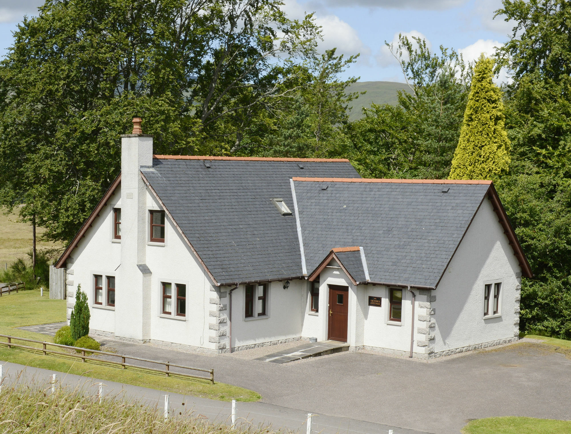 Factors & Fort William