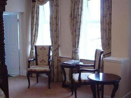 The Imperial 3*