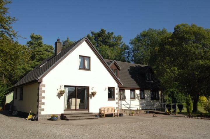 Bed & Breakfast Woodland House Fort William