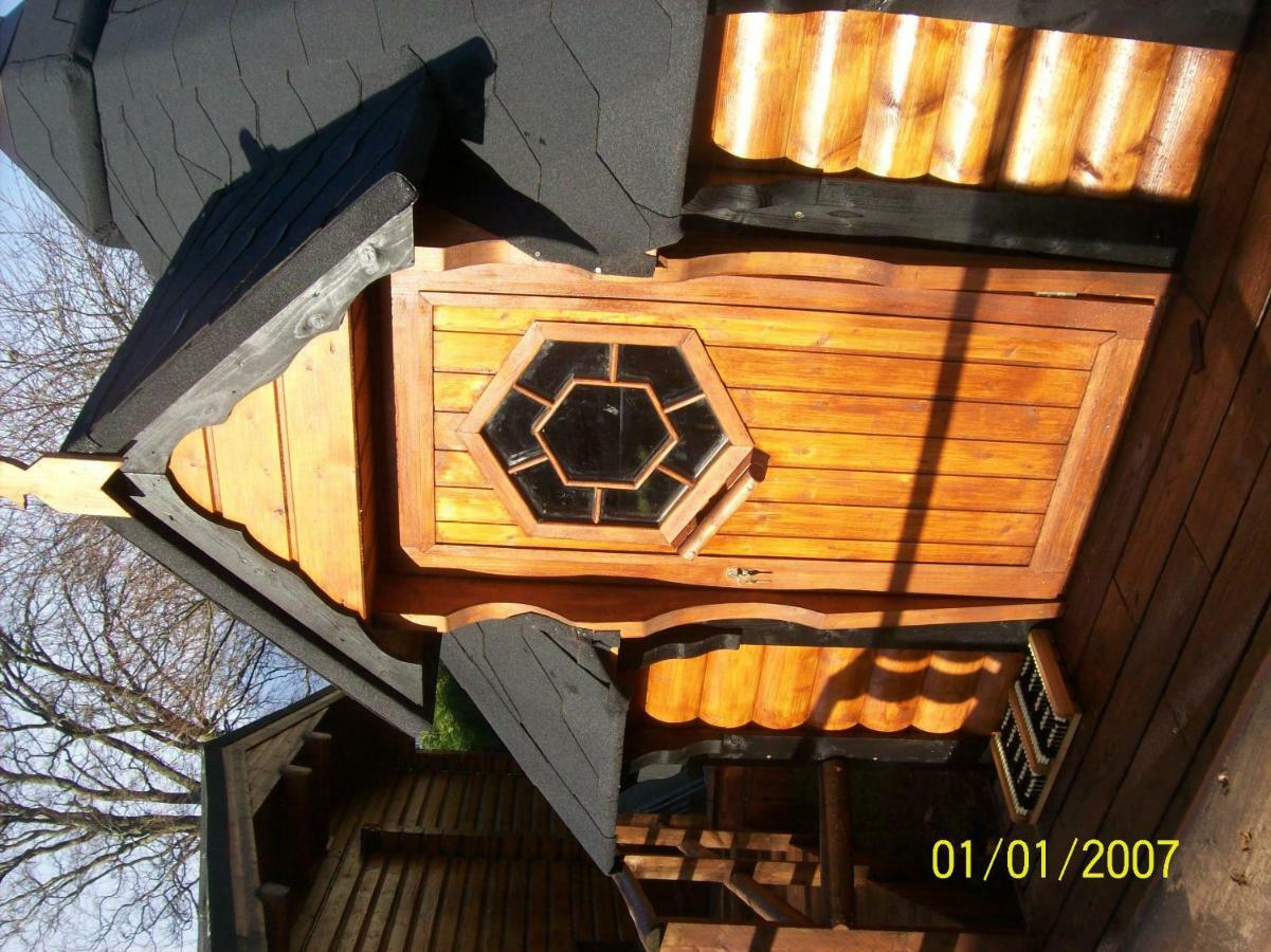 The Hobbit House Apartment