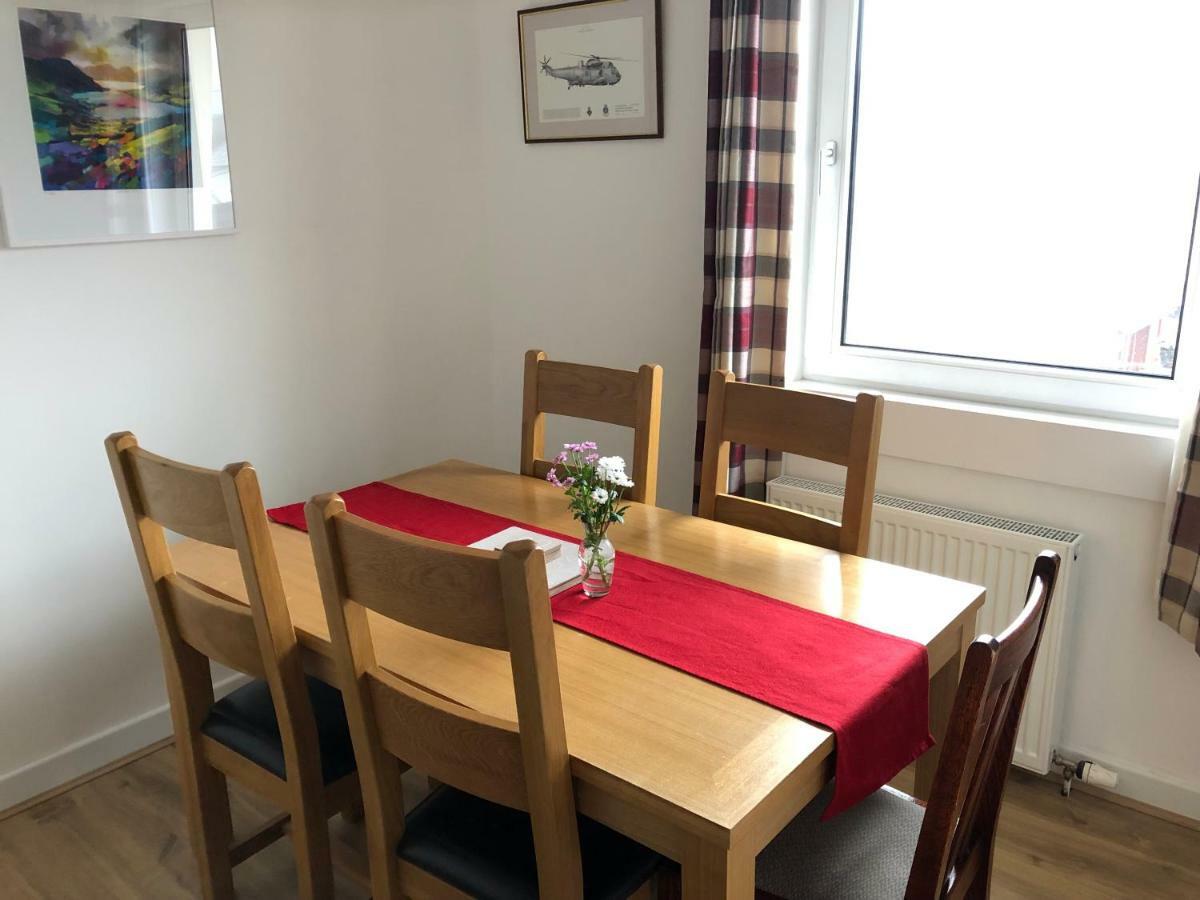 12 Lochiel Road *
