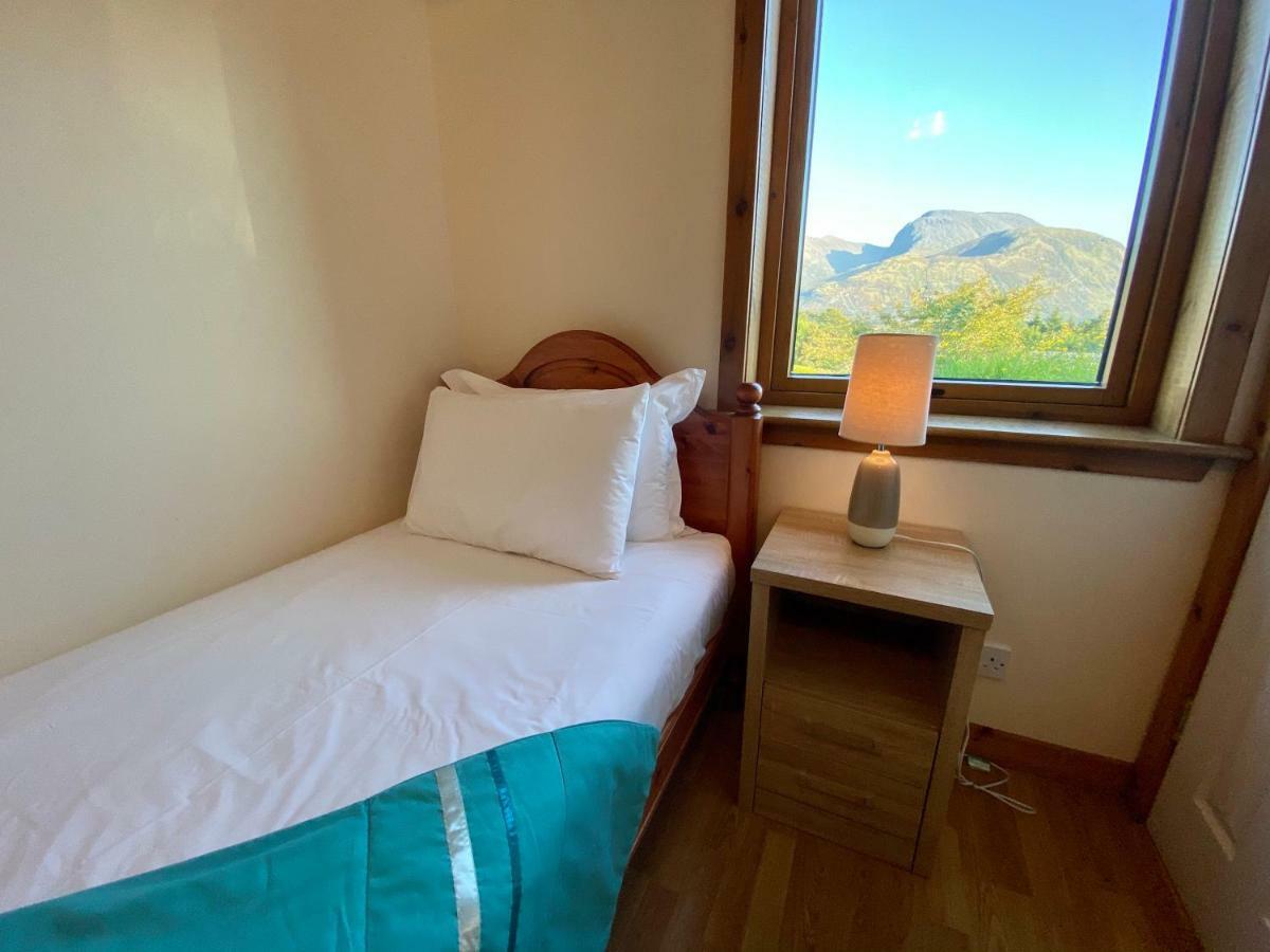 Highland Self Catering Retreat With Stunning Views *