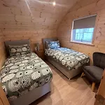 Croft 52 Cabins