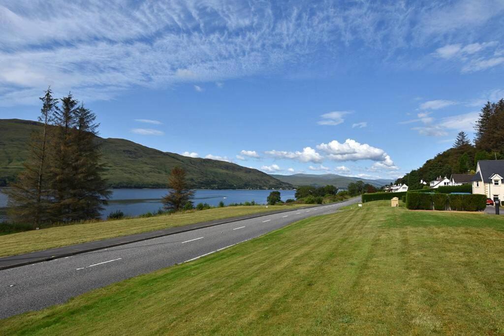 Conaglen, Glenloch View, William 2-bedroom Loch Side Flat Apartment *